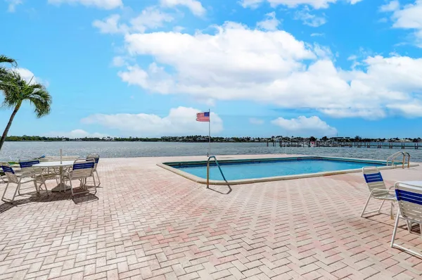 a living room filled with furniture