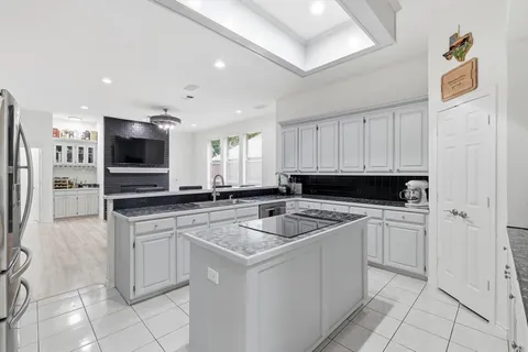 $699,900 | 2105 Leeds Drive, Plano, TX 75025