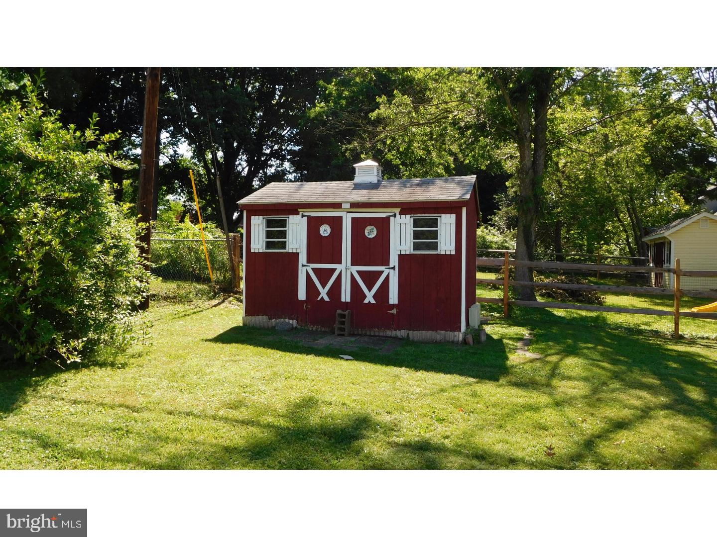 15 Letitia Lane Media, PA 19063 - Photo 4 of 19 Storage Shed