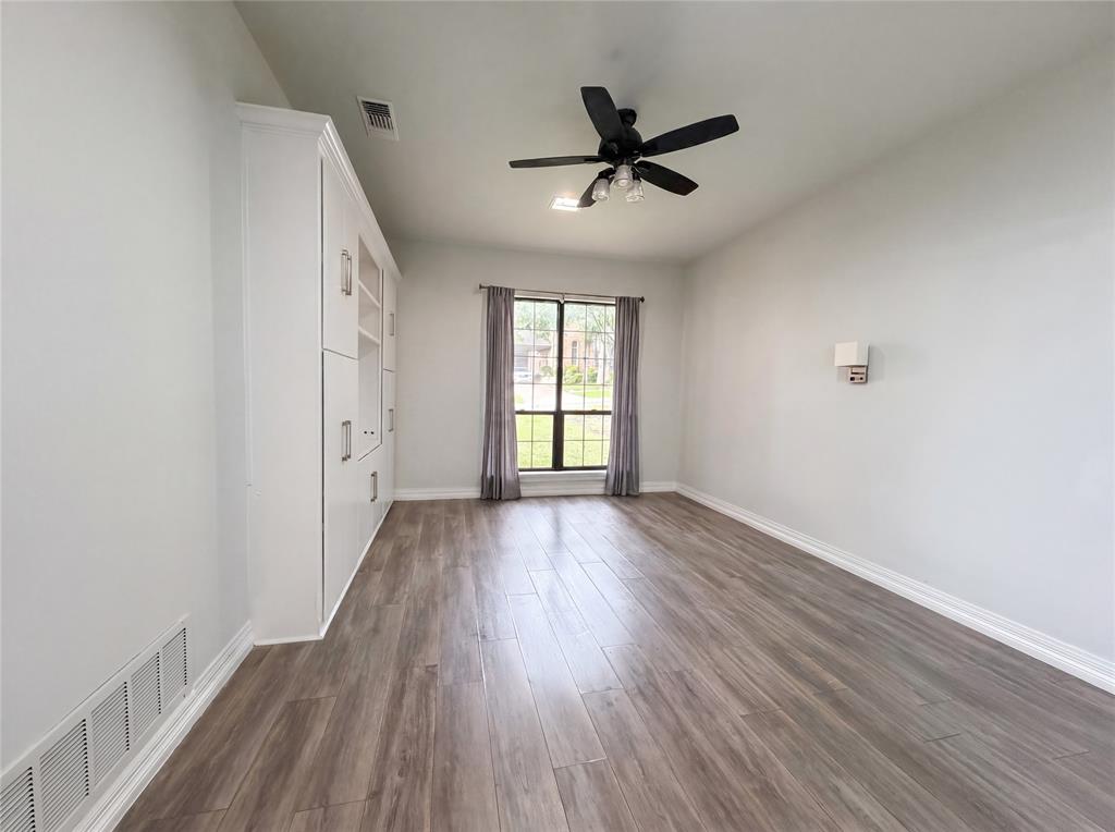 2405 Castle Rock Road Arlington, TX 76006 - Photo 19 of 28
