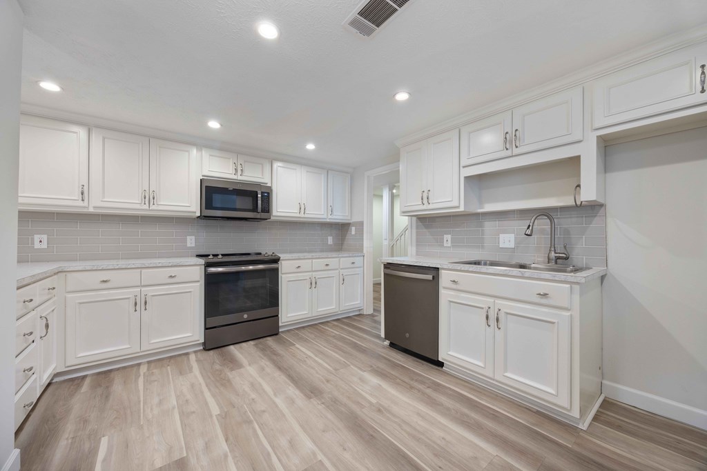 6101 River Road, Unit 20 Columbus, GA 31904 - Photo 10 of 44 kitchen