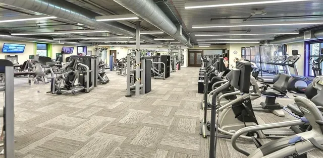 $92,500 | 201 Bedford Street, Unit 88, Sun City Center, FL 33573