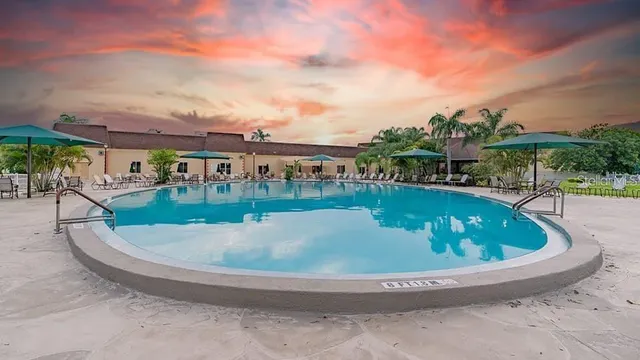 $92,500 | 201 Bedford Street, Unit 88, Sun City Center, FL 33573