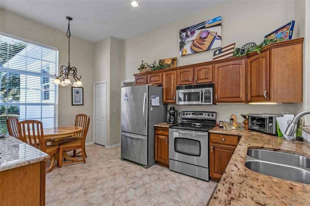 10878 Southwest 71st Circle Ocala, FL 34476 - Photo 16 of 40