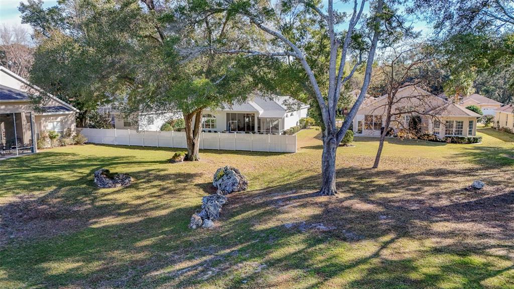 10878 Southwest 71st Circle Ocala, FL 34476 - Photo 8 of 40