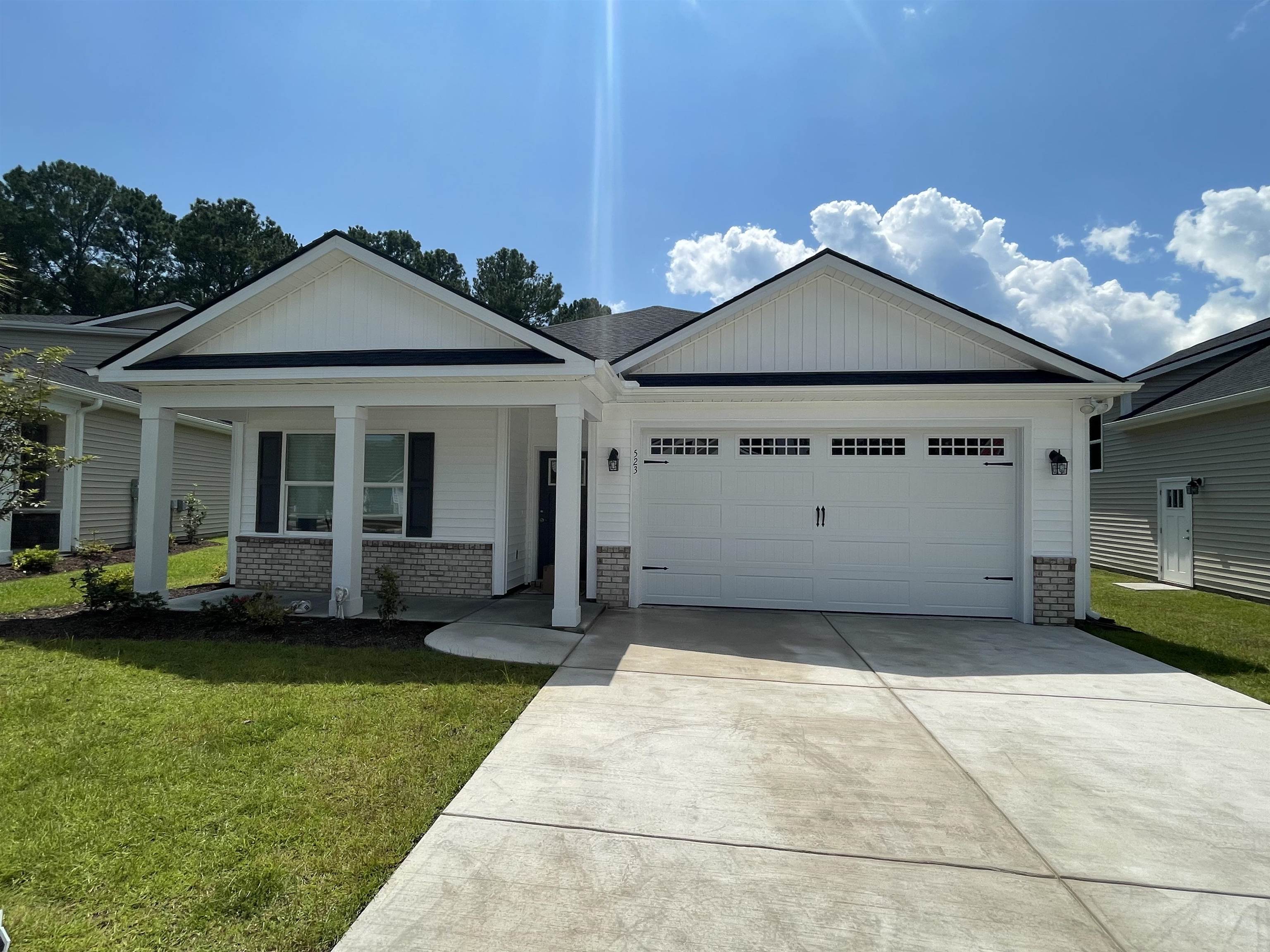 523 Beckham Court Murrells Inlet, SC 29576 - Photo 2 of 37 Gallery Image 2