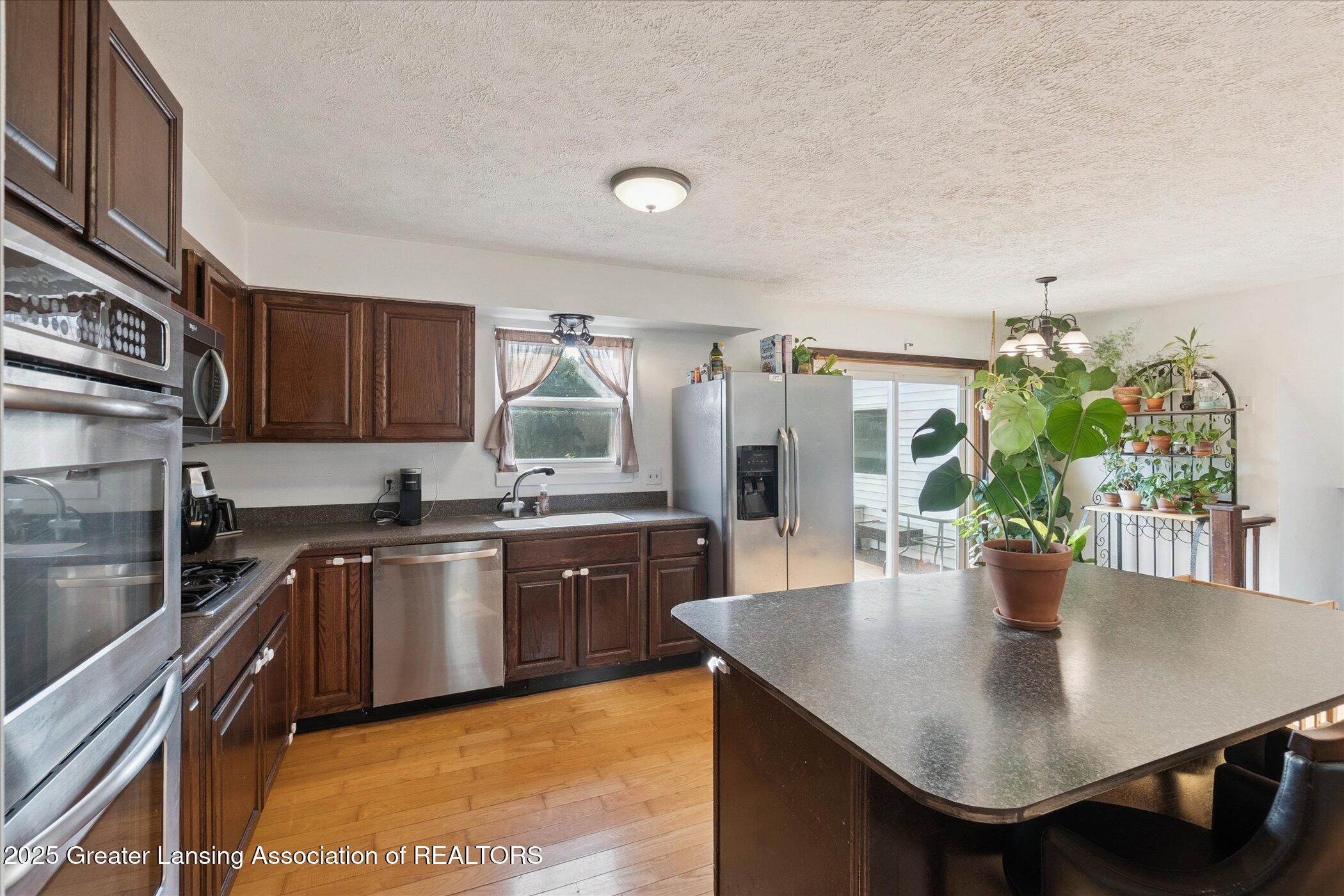 4787 South St Clair Road St. Johns, MI 48879 - Photo 9 of 56 10-4787-S-St-Clair-Rd-St-Johns-MI-48879-