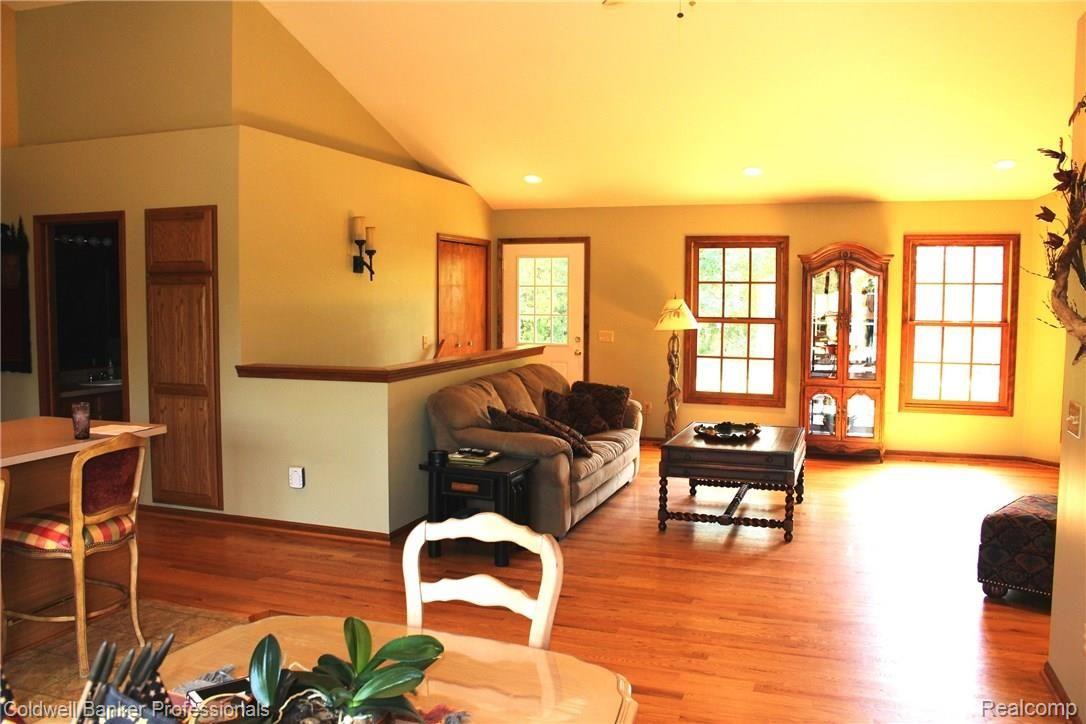 4044 West Brocker Road Metamora, MI 48455 - Photo 10 of 36 IMG_1643.JPG