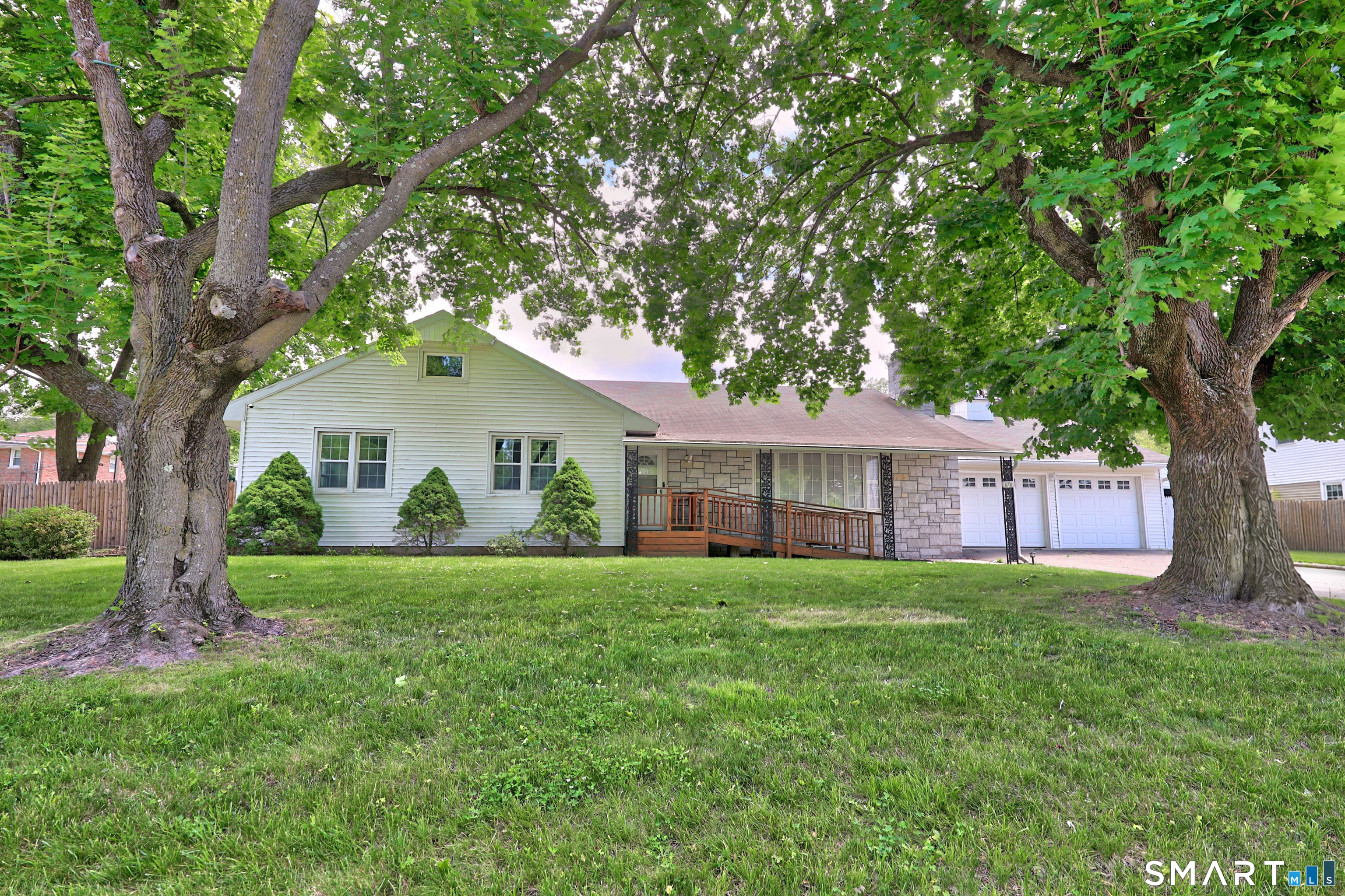 676 Woodtick Road Waterbury, CT 06705 - Photo 1 of 30