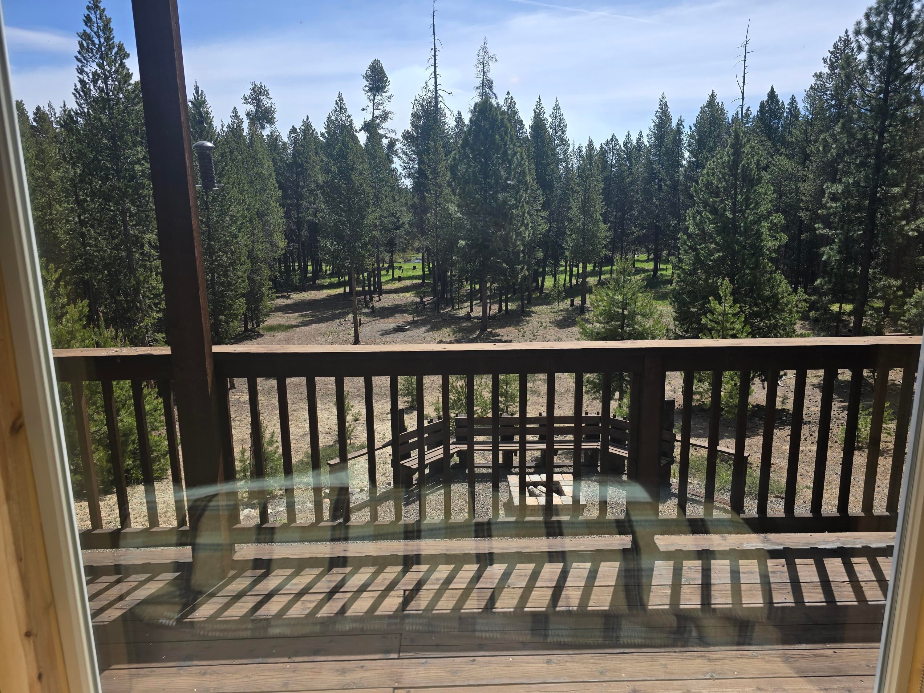 124055 2 Rivers Road Crescent Lake, OR 97733 - Photo 15 of 56 deck off living room