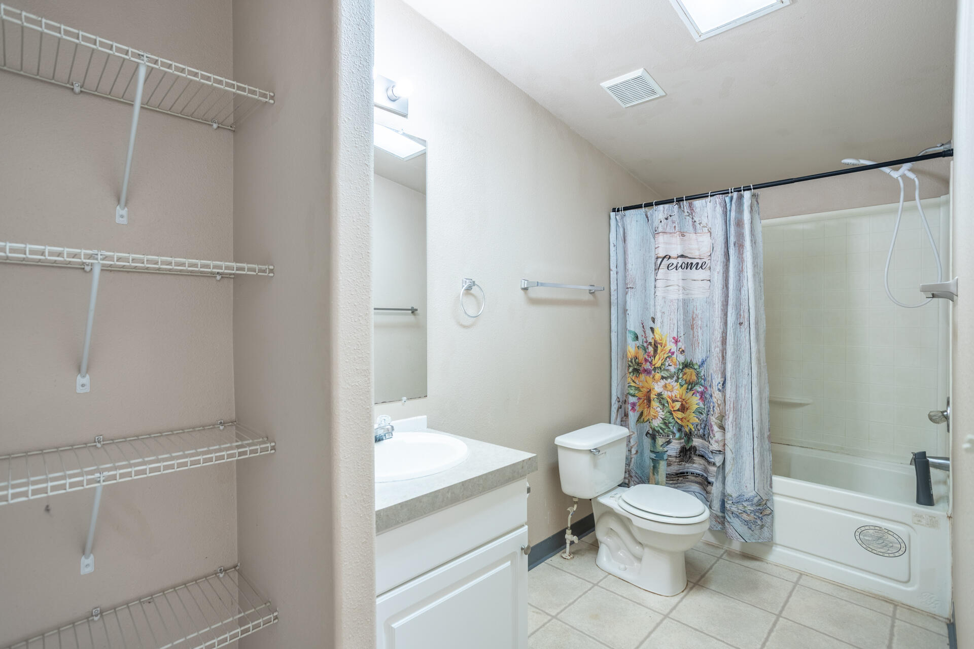 3360 Balls Ferry Road Cottonwood, CA 96022 - Photo 20 of 26 Bathroom