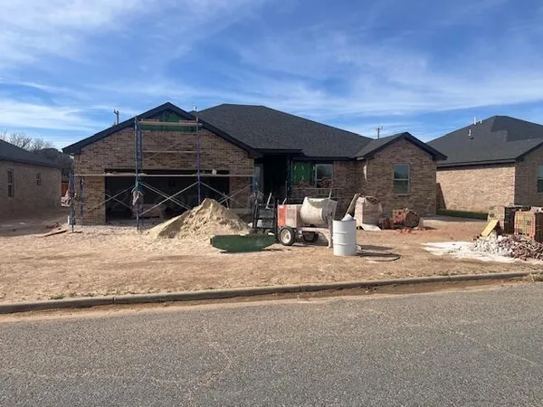 $292,500 | 706 Columbia Drive, Hereford, TX 79045