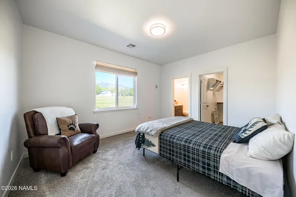 $900,000 | 10272 Fw Mclure Road, Flagstaff, AZ 86004