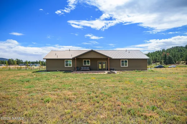 $900,000 | 10272 Fw Mclure Road, Flagstaff, AZ 86004