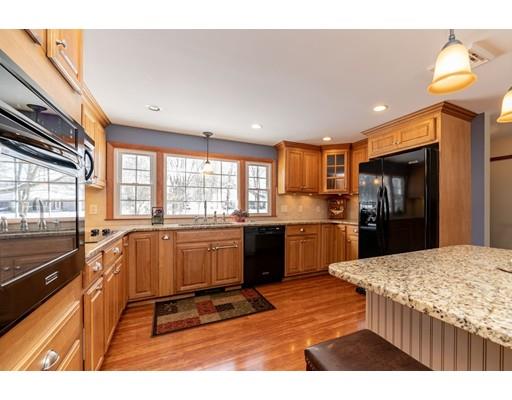 854 Somers Road East Longmeadow, MA 01028 - Photo 11 of 27