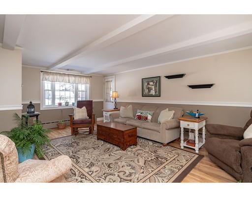 854 Somers Road East Longmeadow, MA 01028 - Photo 4 of 27