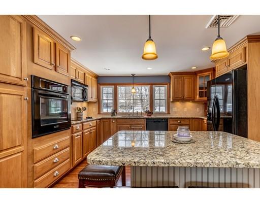854 Somers Road East Longmeadow, MA 01028 - Photo 8 of 27