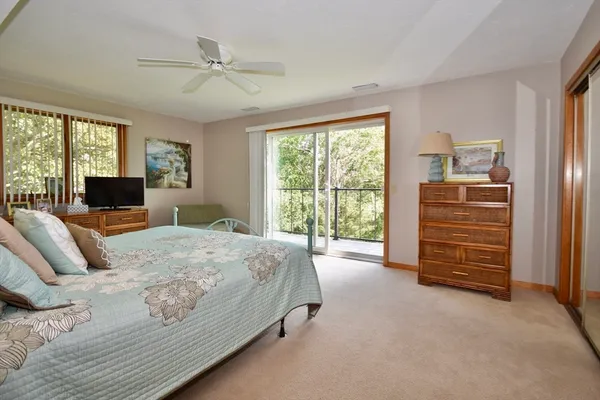 $2,400 | 28 Woodbury Street, Unit 28, Wareham, MA 02532