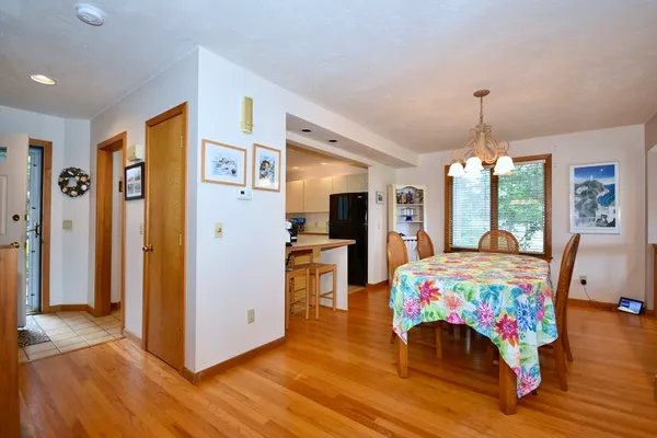 $2,400 | 28 Woodbury Street, Unit 28, Wareham, MA 02532