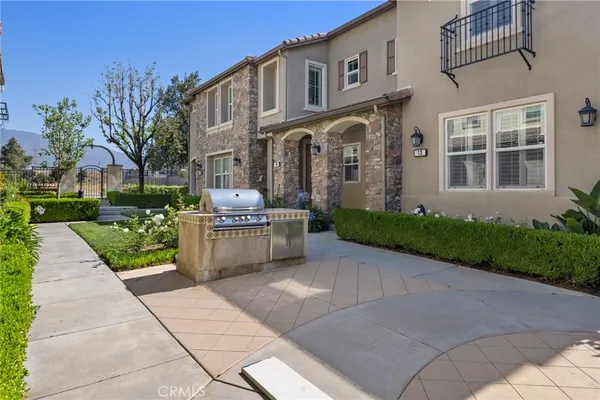 $549,000 | 14975 South Highland Avenue, Unit 13, Fontana, CA 92336