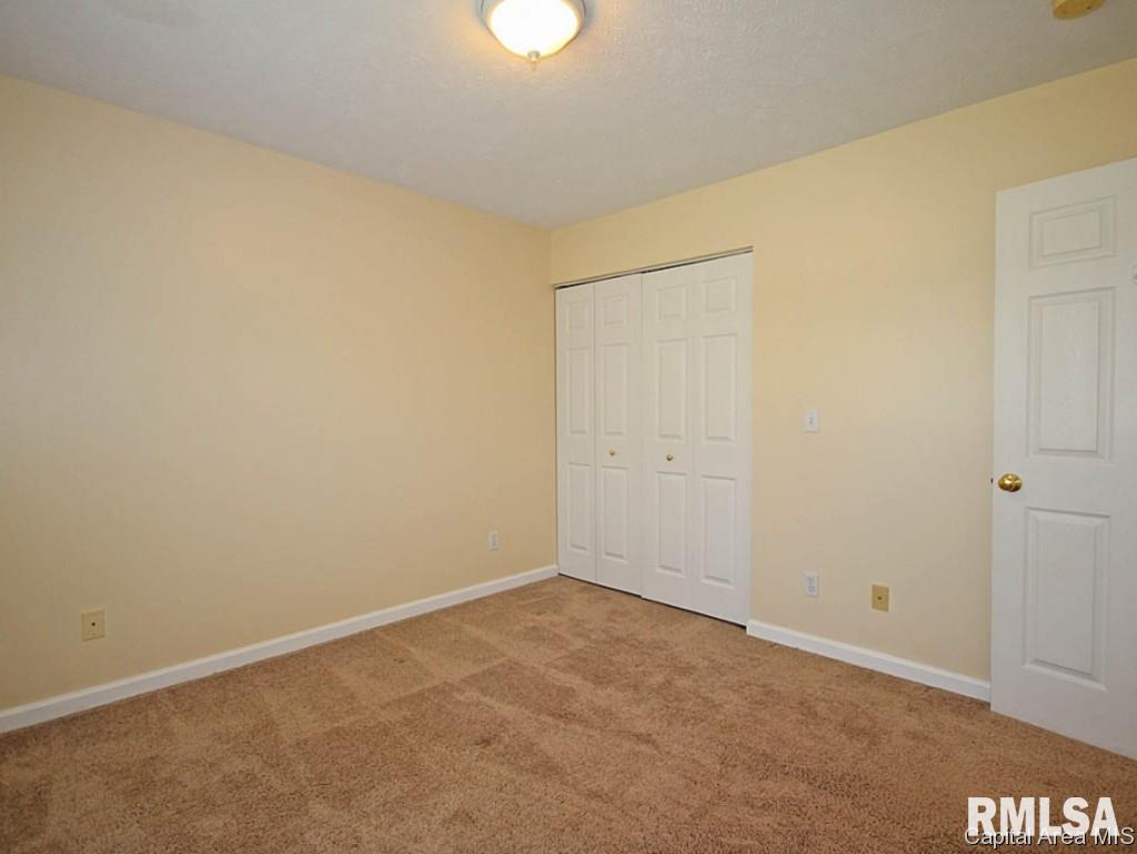 2810 Wordsworth Drive Springfield, IL 62711 - Photo 23 of 31