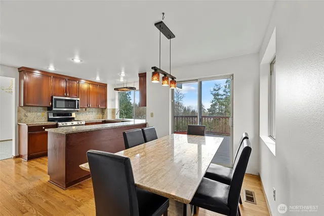 $875,000 | 7205 58th Street Northeast, Marysville, WA 98270