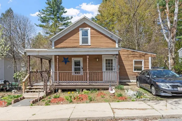 $235,000 | 215 North Main Street, Orange, MA 01364
