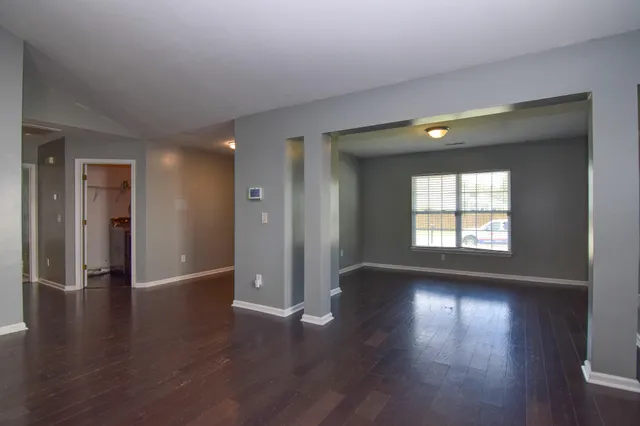 $2,195 | 307 Edenton Road, Goose Creek, SC 29445