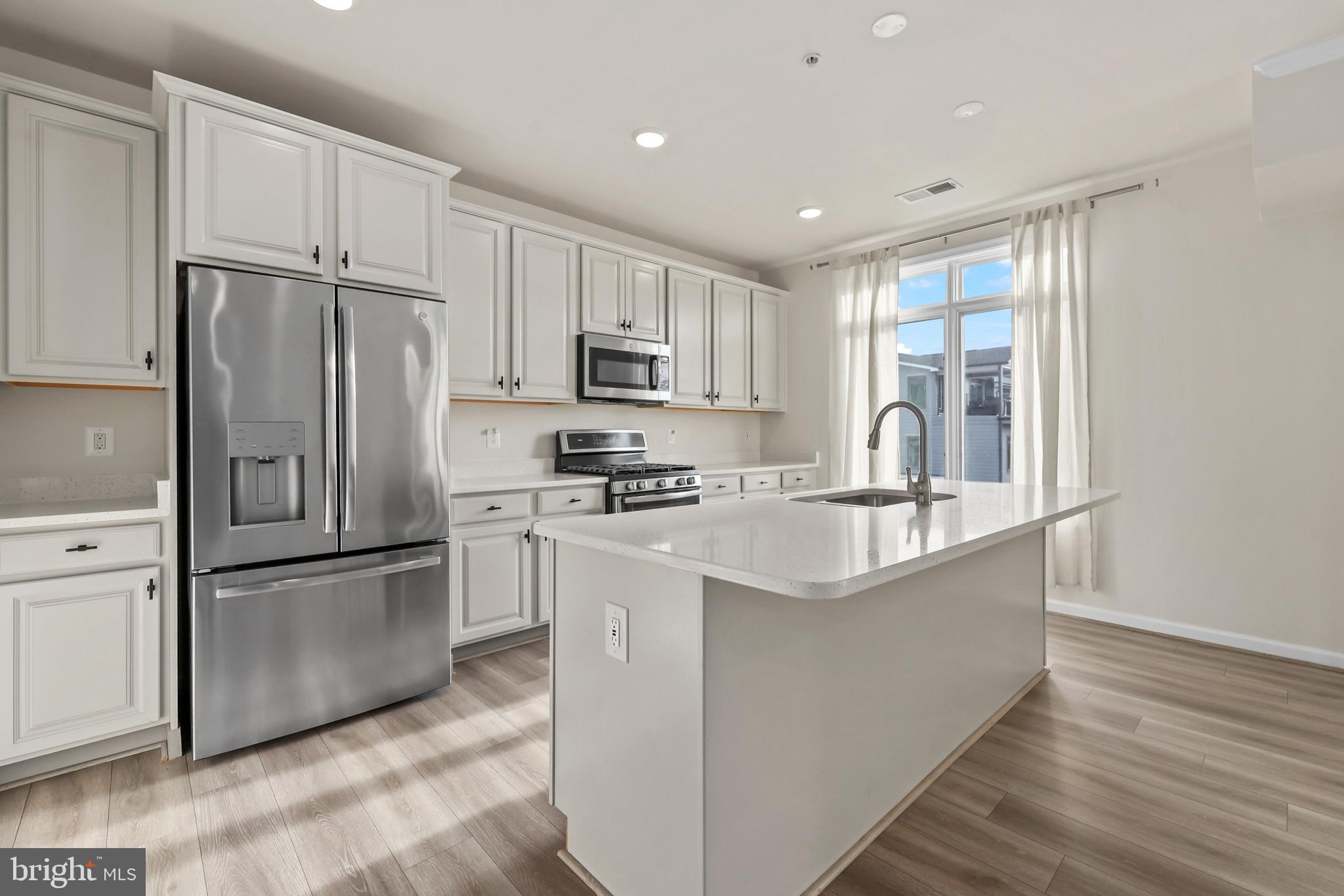 1010 Ribbon Limestone Terrace Southeast Leesburg, VA 20175 - Photo 16 of 39