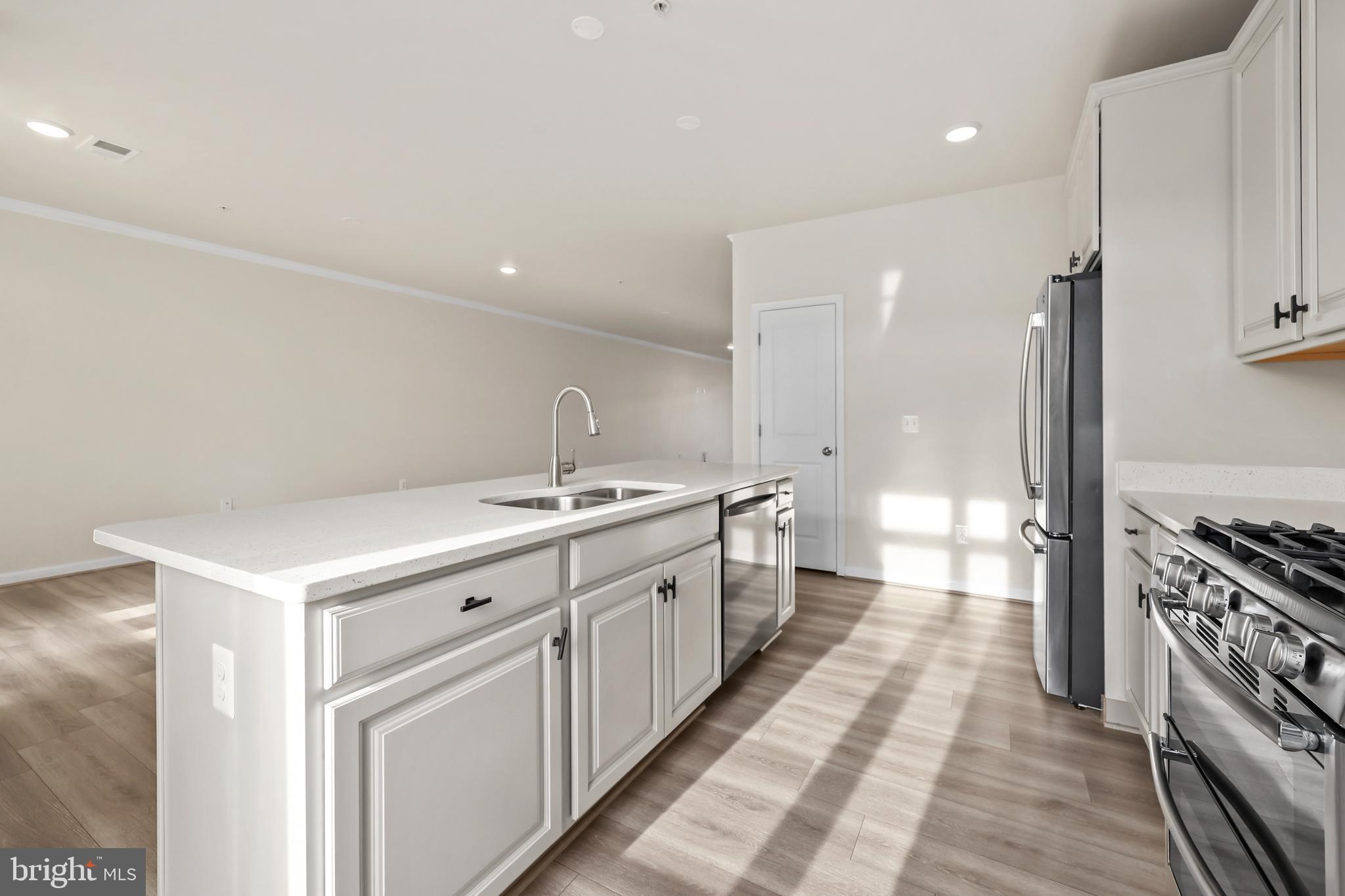 1010 Ribbon Limestone Terrace Southeast Leesburg, VA 20175 - Photo 18 of 39