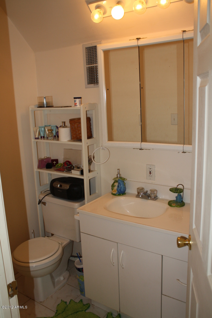 12627 West Varney Road El Mirage, AZ 85335 - Photo 16 of 22 Full Bath 3 Up