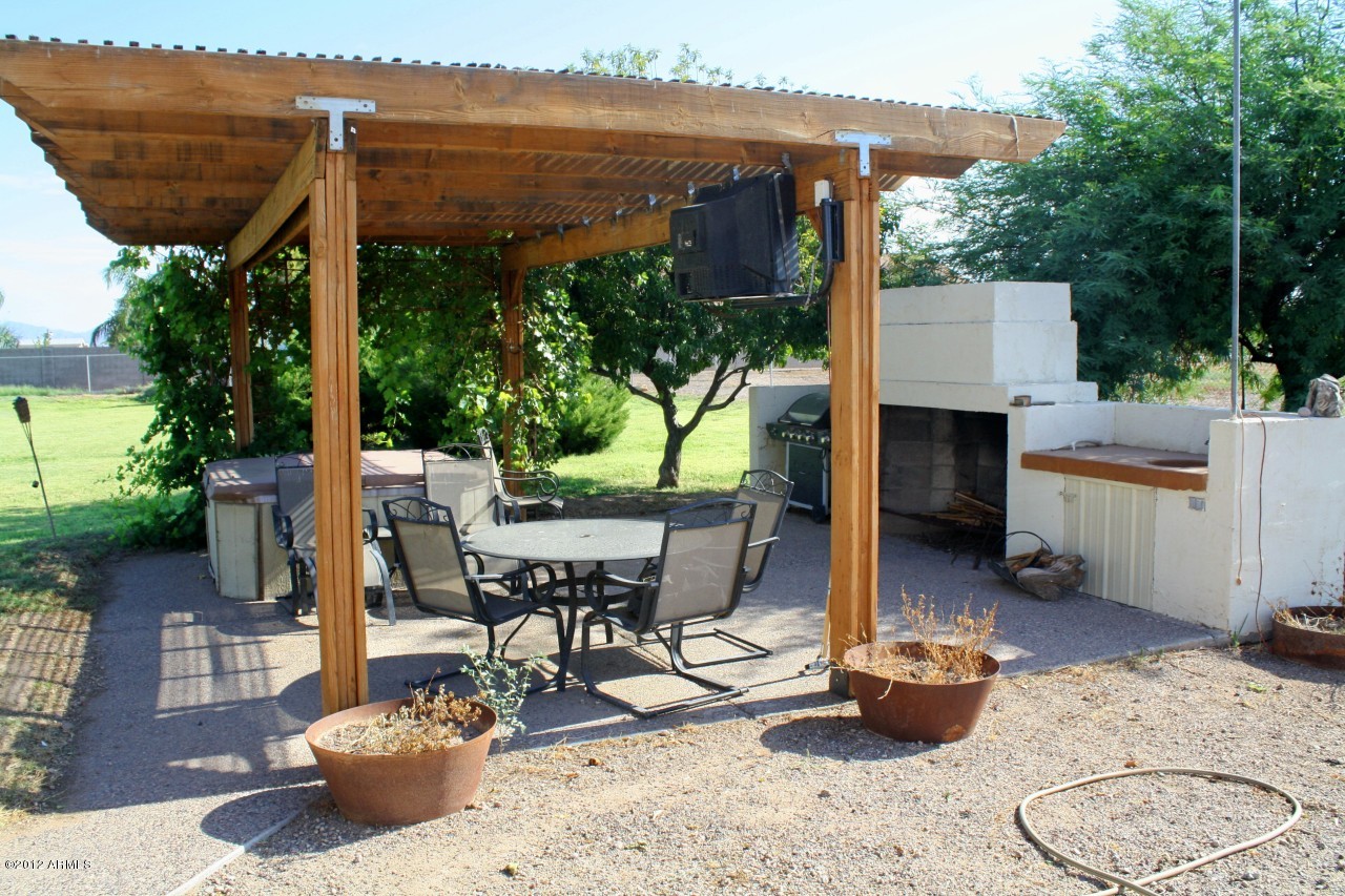 12627 West Varney Road El Mirage, AZ 85335 - Photo 20 of 22 Hot Tub