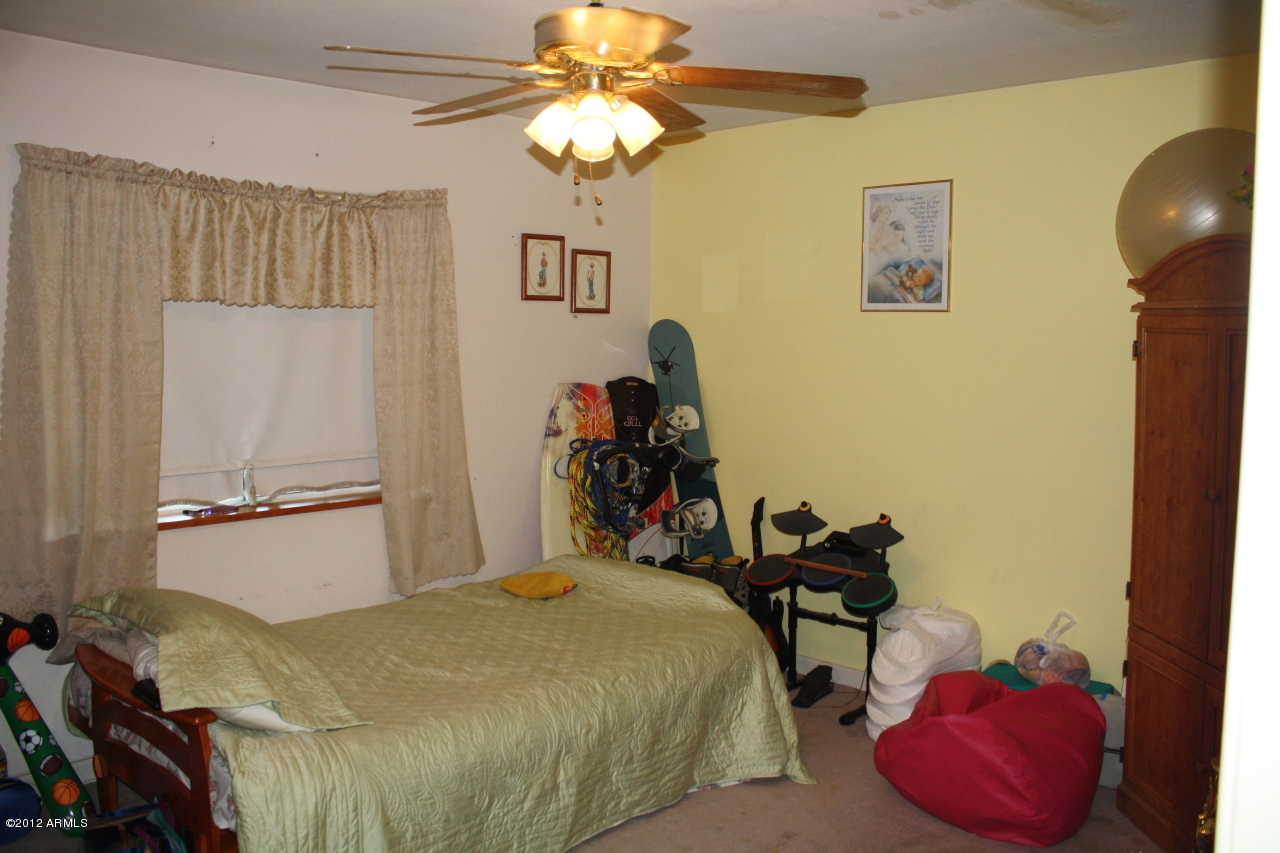 12627 West Varney Road El Mirage, AZ 85335 - Photo 8 of 22 Downstairs Bedroom 2