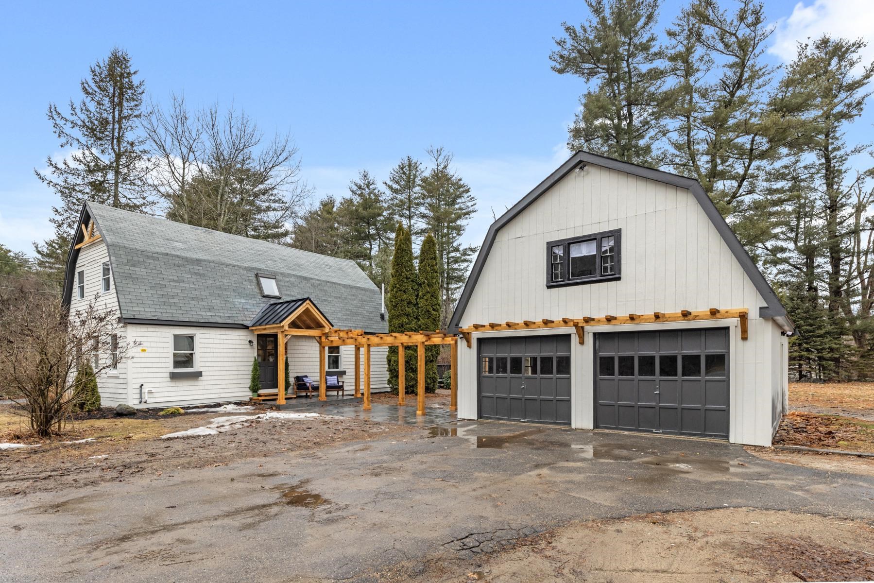 157 Kingston Road Exeter, NH 03833 - Photo 1 of 39