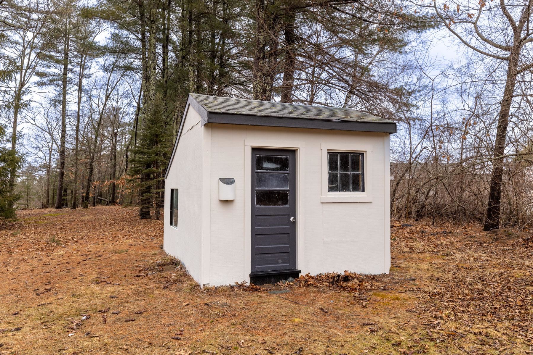 157 Kingston Road Exeter, NH 03833 - Photo 3 of 39