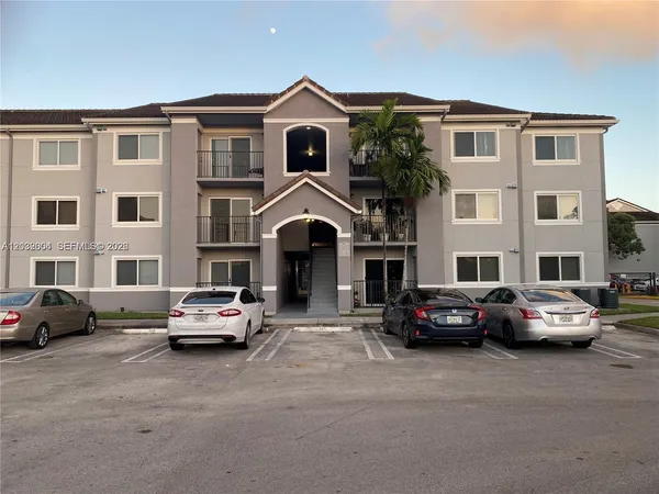 $1,900 | 15480 Southwest 284th Street, Unit 2203, Homestead, FL 33033