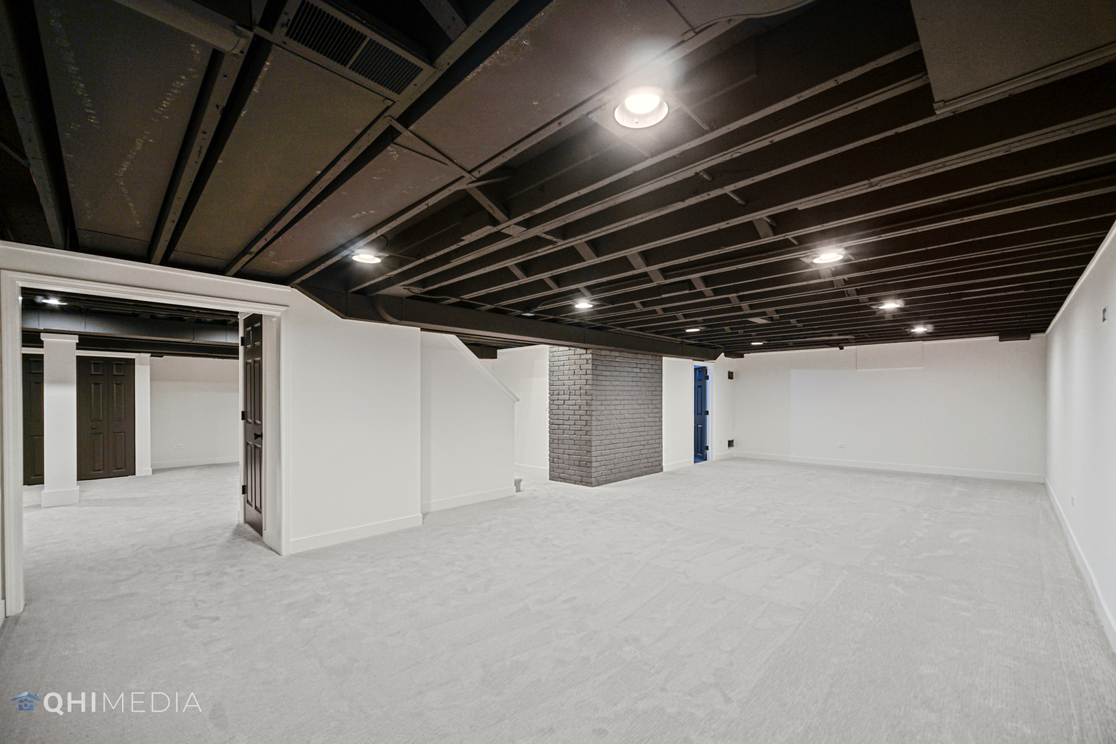 1801 Orchard Road Wheaton, IL 60189 - Photo 35 of 41 a view of large room