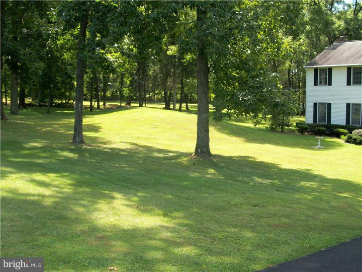2087 Hendricks Road Pennsburg, PA 18073 - Photo 3 of 11