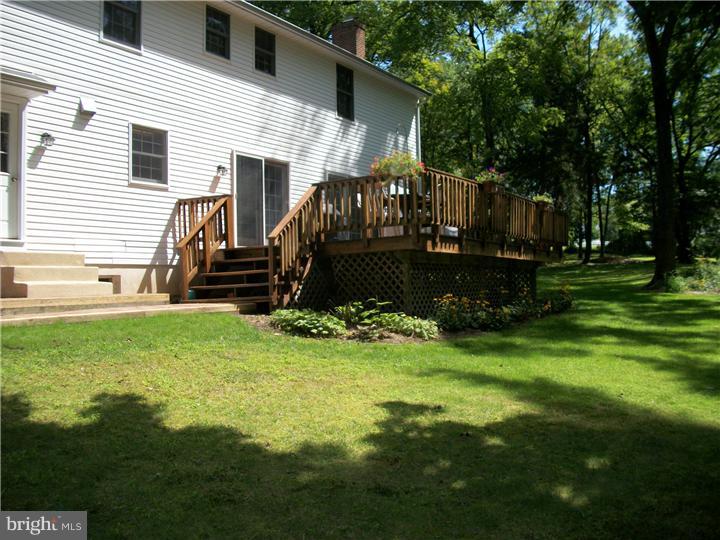 2087 Hendricks Road Pennsburg, PA 18073 - Photo 6 of 11