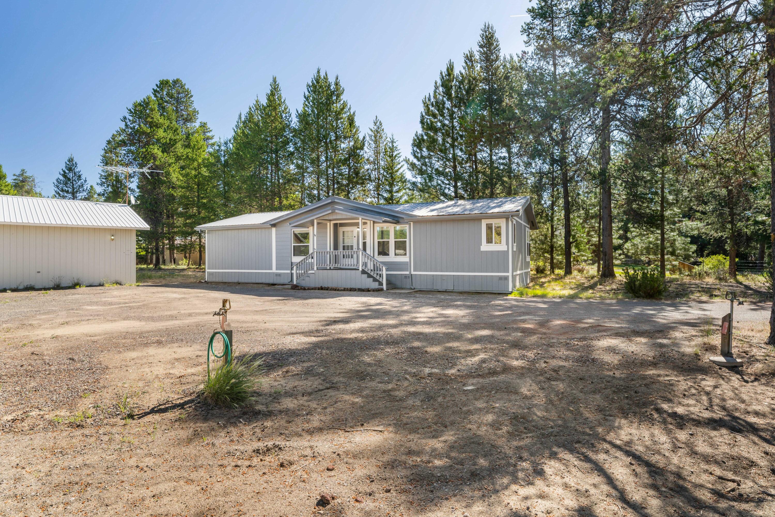 52550 Day Road La Pine, OR 97739 - Photo 46 of 59 42-Exterior