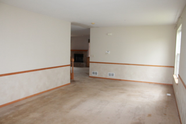 2284 Prairie Trail Round Lake Heights, IL 60073 - Photo 2 of 23
