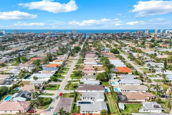 $3,500 | 815 96th Avenue North, Naples, FL 34108