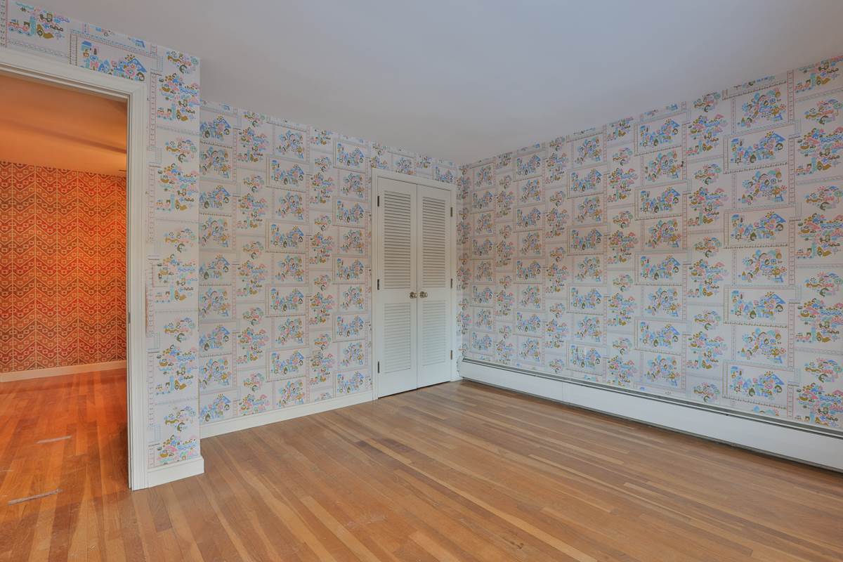61 Farmington Road Nashua, NH 03060 - Photo 27 of 35