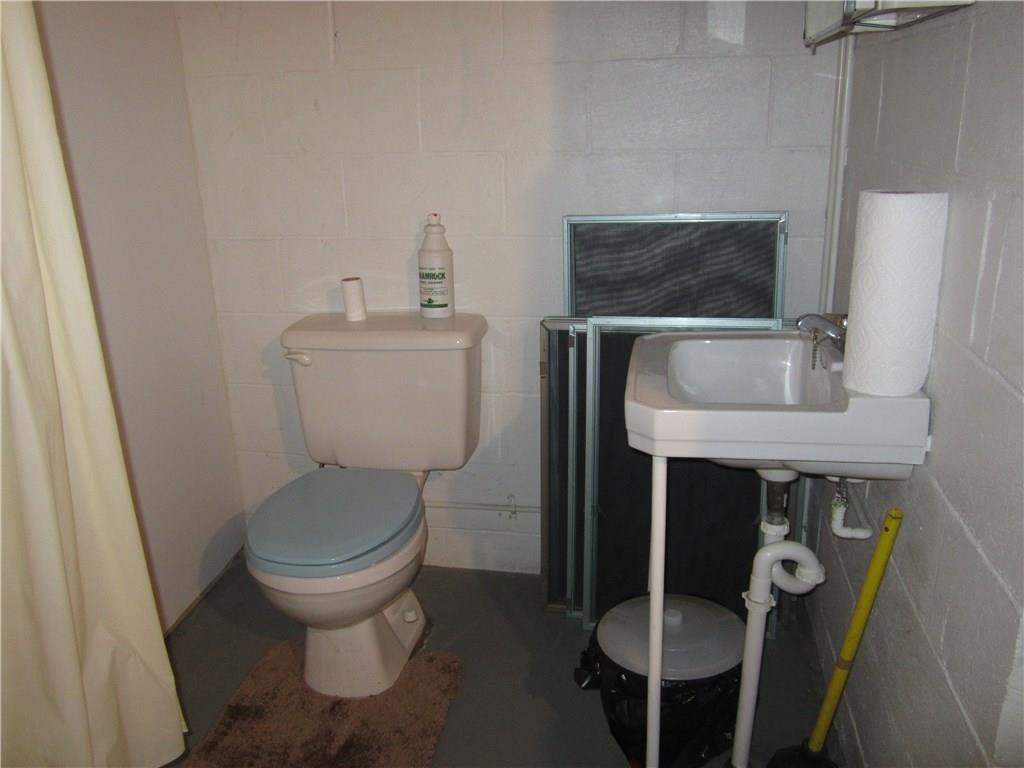 180 Walnut Ridge Road Charleroi, PA 15022 - Photo 19 of 25 Basement half bath.