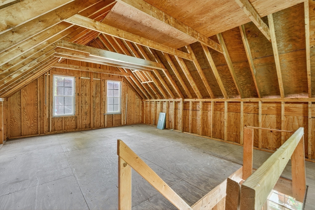 213 Hinckley Road Barnstable, MA 02601 - Photo 37 of 39 a view of balcony