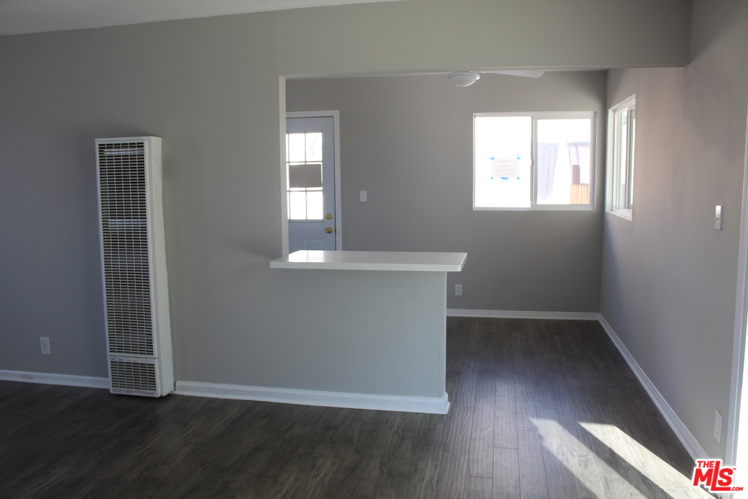 44720 Rodin Avenue Lancaster, CA 93535 - Photo 4 of 20