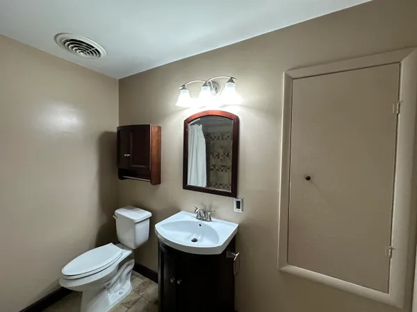 $2,400 | 8120 Gregory Road, Dexter, MI 48130