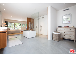 634 Hightree Road Santa Monica, CA 90402 - Photo 18 of 54