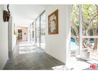 634 Hightree Road Santa Monica, CA 90402 - Photo 3 of 54