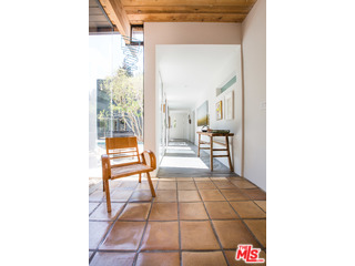 634 Hightree Road Santa Monica, CA 90402 - Photo 4 of 54